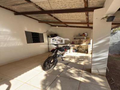 Casa para Venda, em Lucas do Rio Verde, bairro Vival Dos Ipês, 3 dormitórios, 1 banheiro, 2 vagas