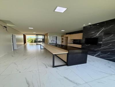 Casa para Venda, em Lucas do Rio Verde, bairro Bairro Bandeirantes, 3 dormit�rios, 4 banheiros, 3 su�tes, 4 vagas