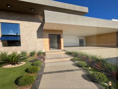 Casa para Loca��o, em Lucas do Rio Verde, bairro Bairro Bandeirantes, 3 dormit�rios, 3 banheiros, 1 su�te, 4 vagas