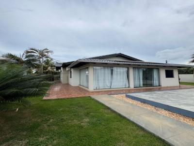 Casa para Loca��o, em Lucas do Rio Verde, bairro JARDIM DAS PALMEIRAS, 3 dormit�rios, 2 banheiros, 1 su�te, 4 vagas